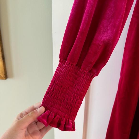 Velvet Tunic - Picture 2 of 3